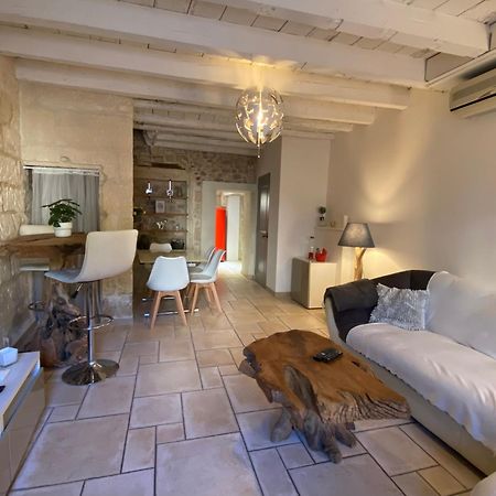 Villa Bienvenue Au 6 - Calme Et Charme De La Pierre. à Fourques  Extérieur photo